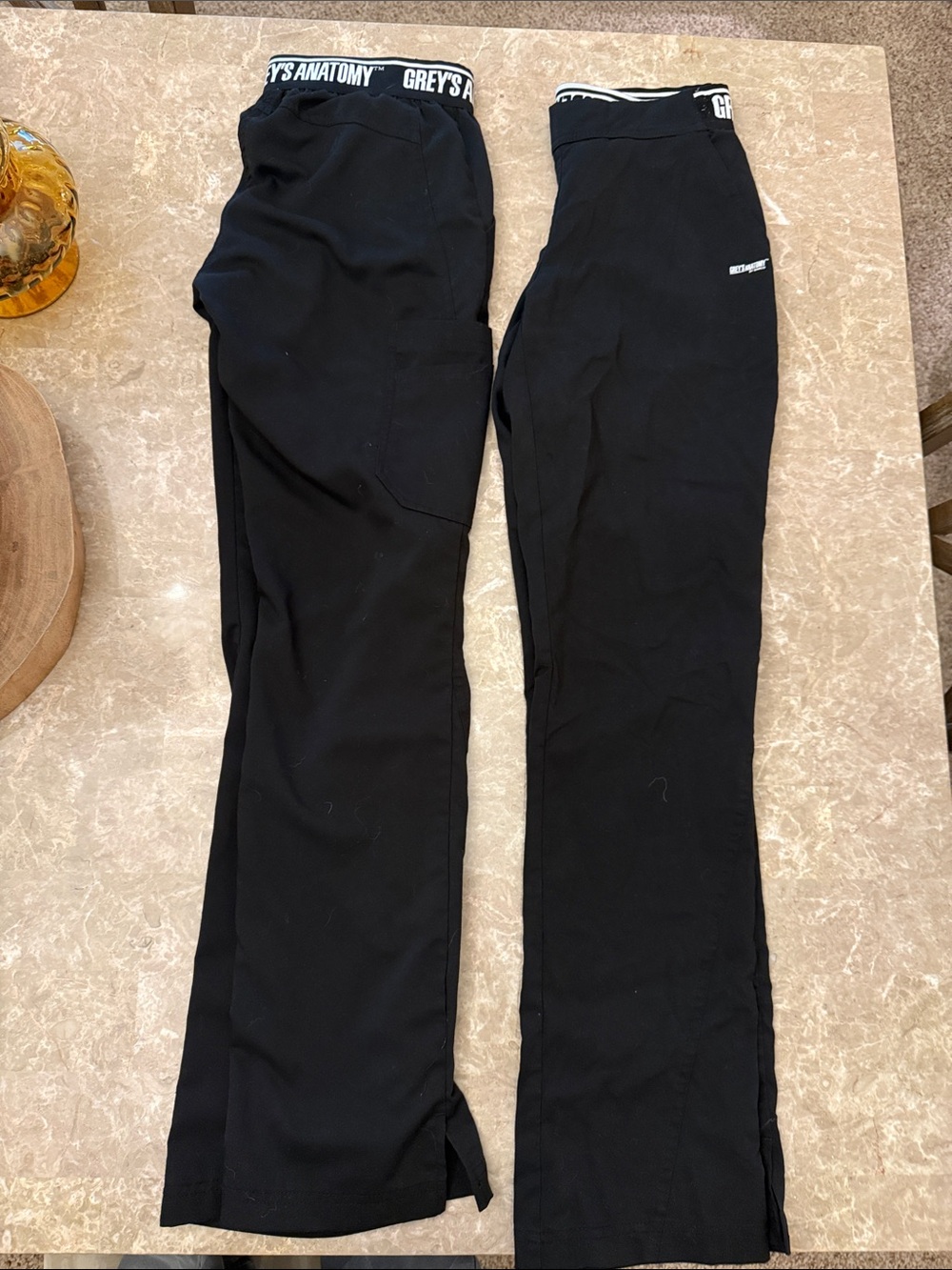Women’s Grey’s Anatomy scrubs size extra extra small in black